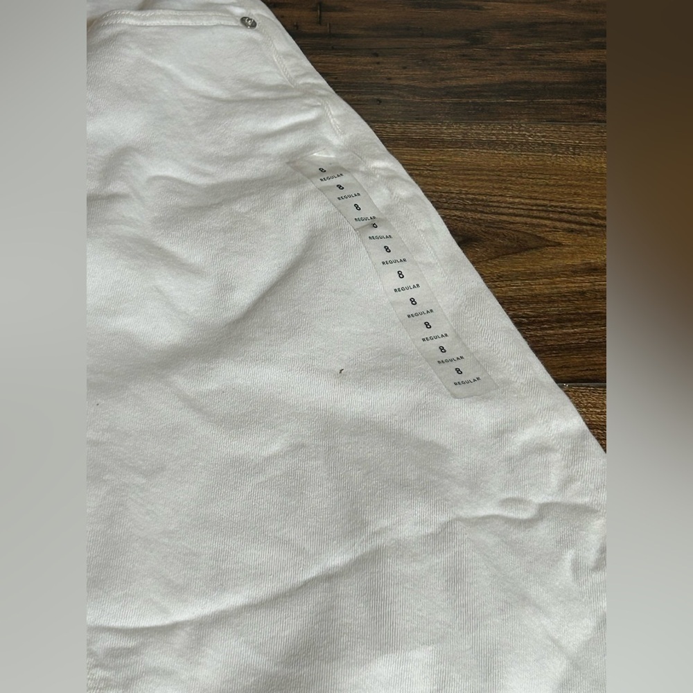 NWT AE White Mid Rise Stretch barrel jeans - Picture 2 of 12